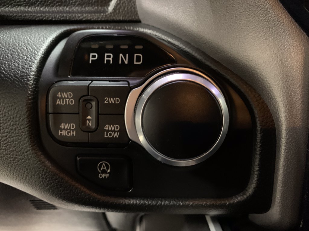 Used 2023 RAM 1500 Big Horn AWD/4WD image 30