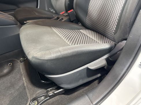 Used 2024 Nissan Versa S FWD image 28