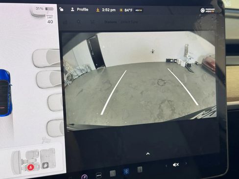 Used 2021 Tesla Model Y Long Range image 12