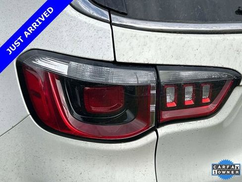 Used 2018 Jeep Compass Limited w/ Navigation Group image 8