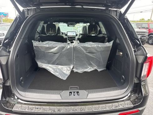 New 2026 Ford Explorer ST-Line AWD/4WD image 11