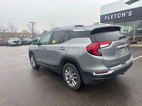 Used 2023 GMC Terrain SLT w/ LPO, Floor Liner Package image 8