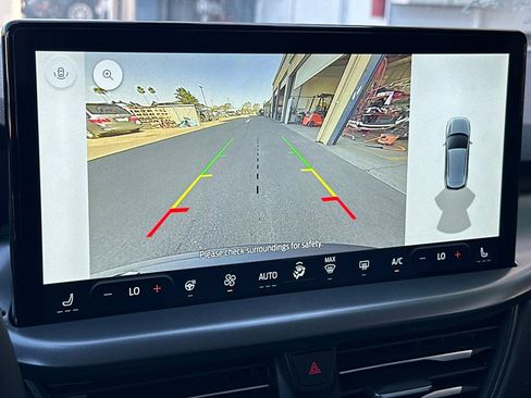 New 2025 Ford Escape SE FWD image 19