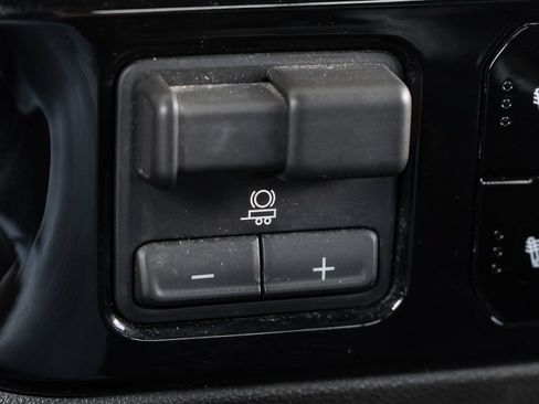 Used 2023 Chevrolet Silverado 1500 LT w/ Safety Package RWD image 31