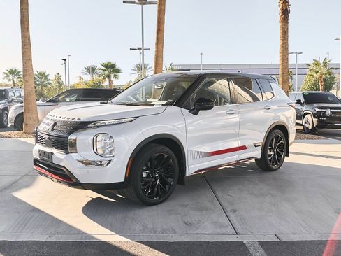 Used 2024 Mitsubishi Outlander Ralliart image 4