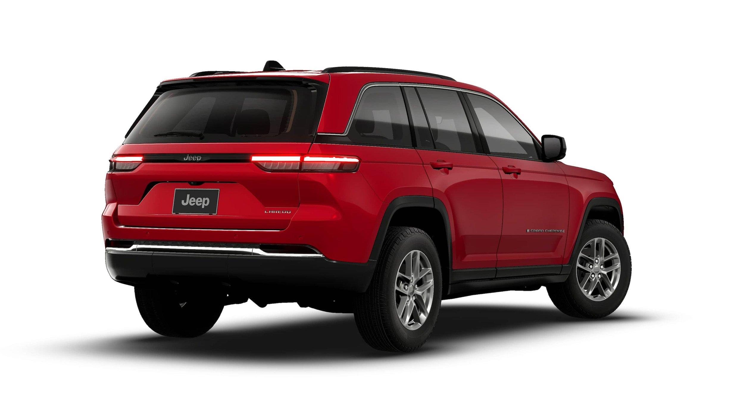 New 2026 Jeep Grand Cherokee Laredo RWD image 2