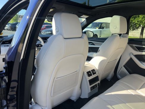 Used 2026 Jaguar F-PACE R-Dynamic S AWD/4WD image 33