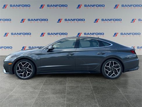 Used 2022 Hyundai Sonata N Line image 2