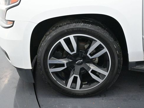 Used 2019 Chevrolet Suburban Premier image 46