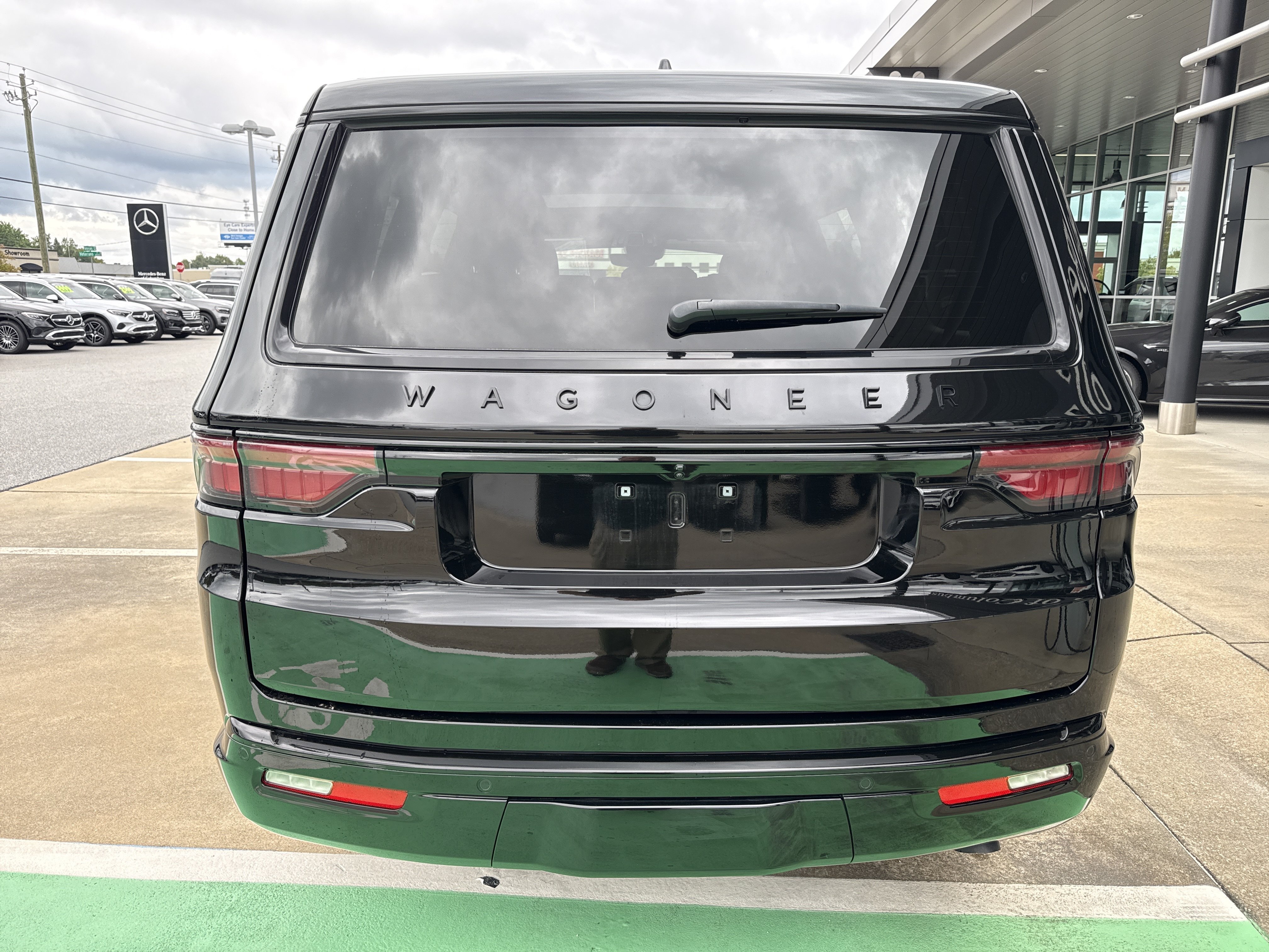 Used 2025 Jeep Wagoneer Series II w/ Premium Group I AWD/4WD image 9