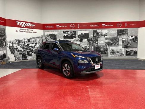 Certified 2023 Nissan Rogue SV w/ SV Premium B Package AWD/4WD image 1