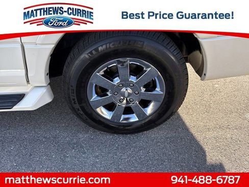 Used 2008 Ford Expedition EL Limited image 17