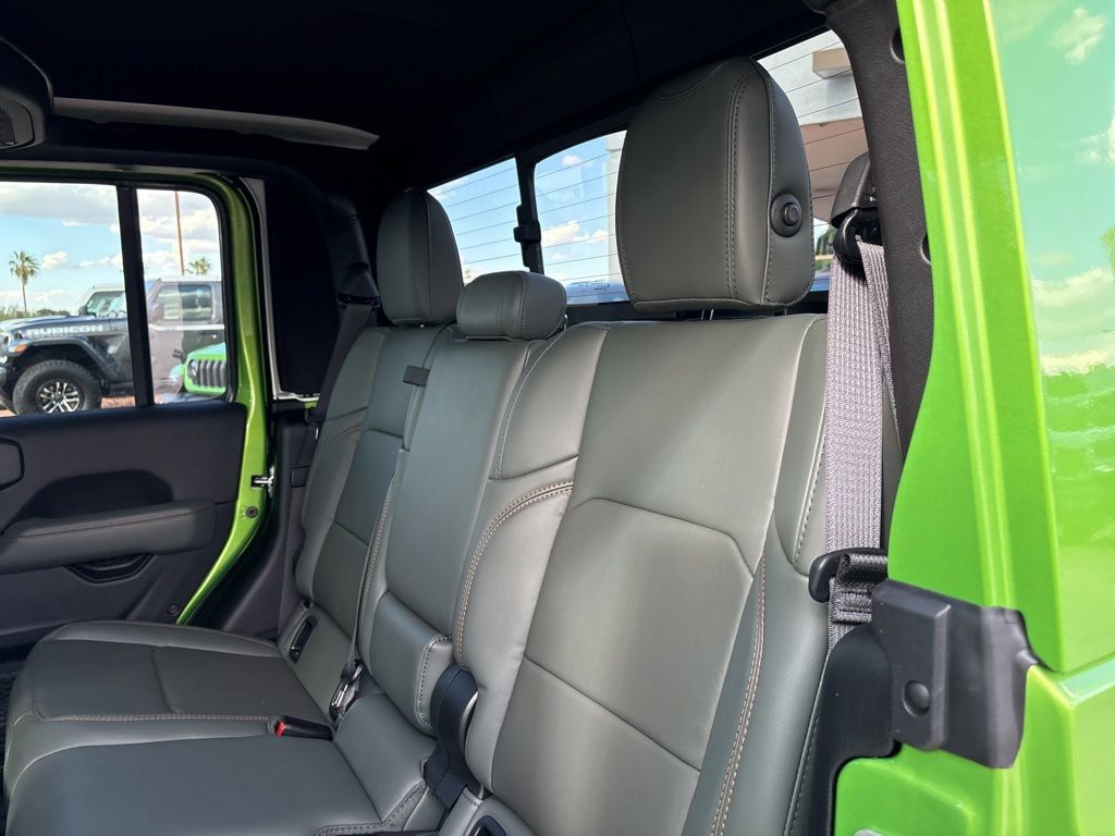 New 2026 Jeep Gladiator Mojave AWD/4WD image 18