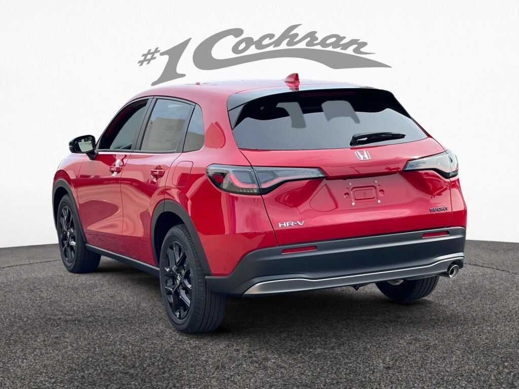 Used 2025 Honda HR-V Sport image 4