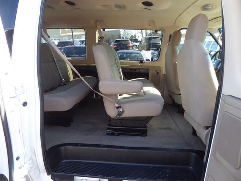 Used 2009 Ford E-350 and Econoline 350 XL image 24