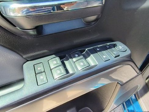 Used 2015 Chevrolet Silverado 1500 LT w/ LT Convenience Package image 13