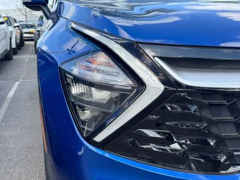 Certified 2023 Kia Sportage EX image 8