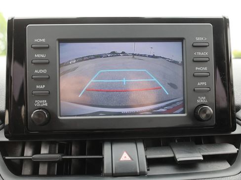 Used 2019 Toyota RAV4 LE AWD/4WD image 22