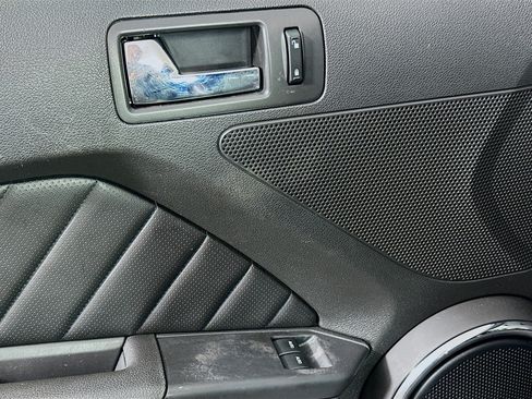 Used 2014 Ford Mustang Premium w/ Comfort Package RWD image 15