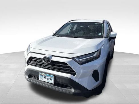 Used 2023 Toyota RAV4 XLE image 1