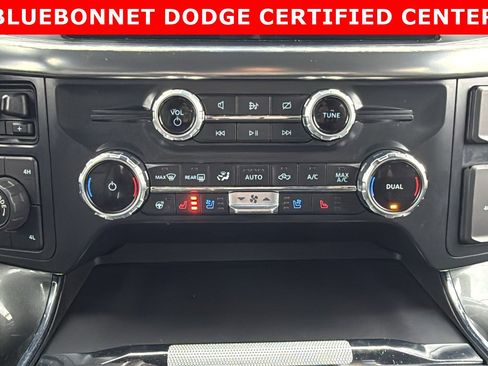 Used 2022 Ford F150 Lariat w/ Equipment Group 502A High image 18