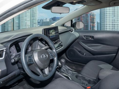 Used 2024 Toyota Corolla LE image 14