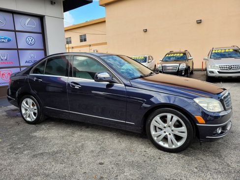 Used 2009 Mercedes-Benz C 300 Luxury image 16
