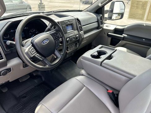 Used 2020 Ford F350 XL w/ Power Equipment Group RWD image 27