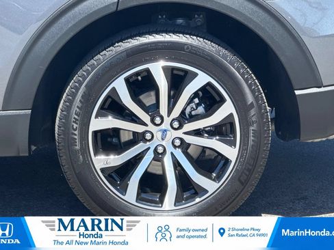 Used 2025 Ford Explorer ST-Line AWD/4WD image 37