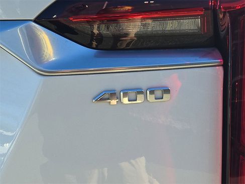 Used 2024 Cadillac XT6 Premium Luxury w/ Technology Package image 30