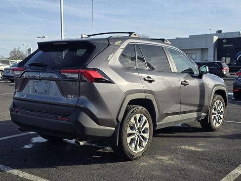 Used 2025 Toyota RAV4 XLE Premium image 7