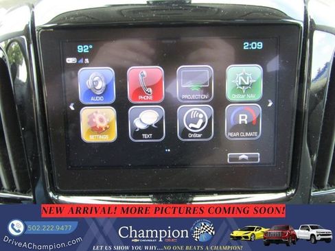 Used 2018 Chevrolet Traverse LT FWD image 12