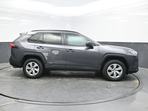 Used 2021 Toyota RAV4 LE w/ Carpet Mat Package (TMS) AWD/4WD image 8