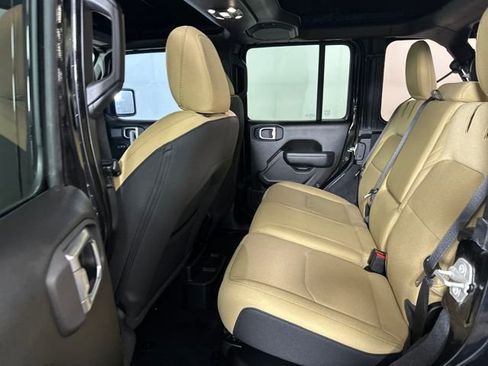 Used 2023 Jeep Wrangler Unlimited w/ Cold Weather Group image 24