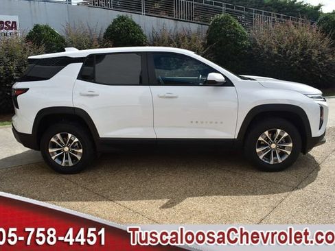 Used 2026 Chevrolet Equinox LT w/ Convenience Package II FWD image 12