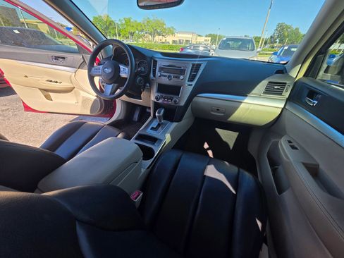 Used 2011 Subaru Outback 2.5i AWD/4WD image 18