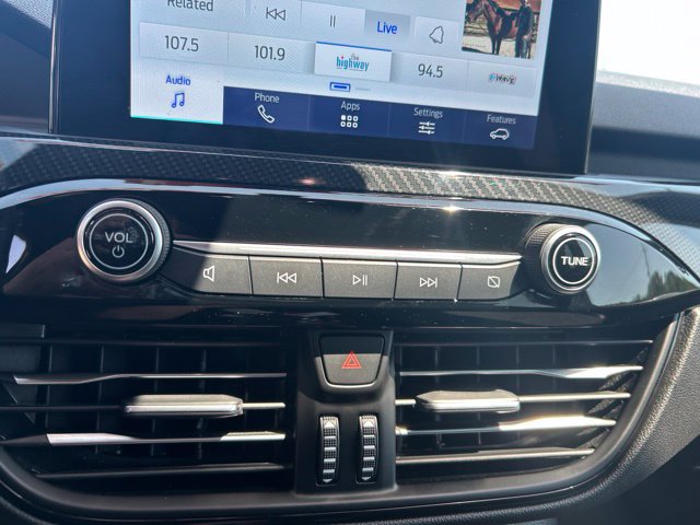 Used 2024 Chevrolet Trax LT FWD image 62