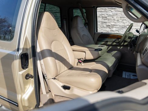 Used 2000 Ford F250 XL image 31