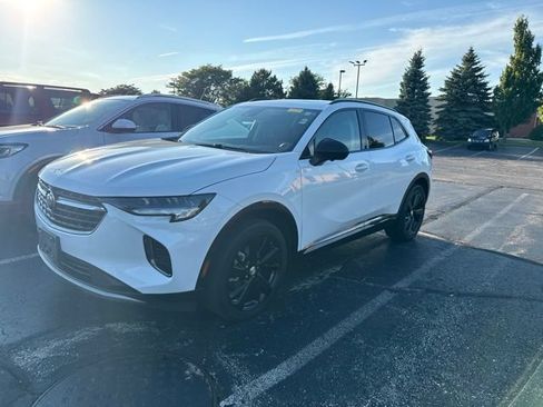 Used 2021 Buick Envision Essence w/ Technology Package I AWD/4WD image 3