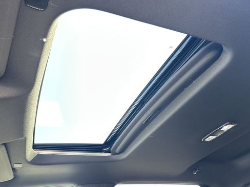 New 2026 GMC Sierra 1500 AT4 w/ Technology Package image 5