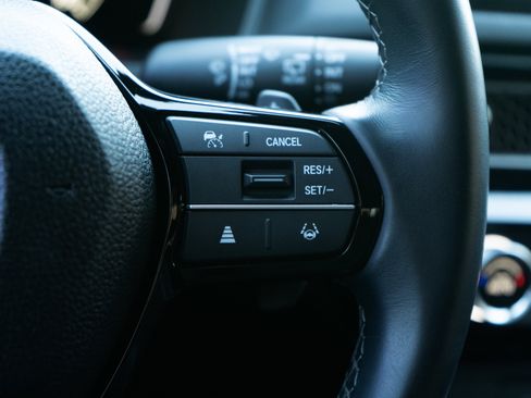 Certified 2025 Honda Civic Sport image 21