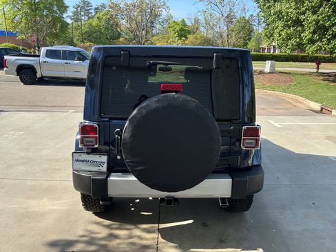 Used 2013 Jeep Wrangler Unlimited Sahara w/ Mopar Chrome Edition Group image 11