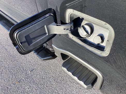 Used 2023 Ford F250 XLT w/ XLT Premium Package image 15