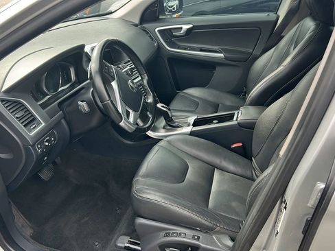 Used 2015 Volvo XC60 T6 Premier Plus AWD/4WD image 9