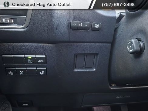 Used 2015 Lexus NX 200t AWD image 24