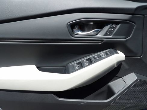 Used 2025 Honda Accord EX-L image 12