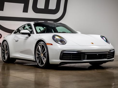 Used 2024 Porsche 911 Carrera RWD image 24
