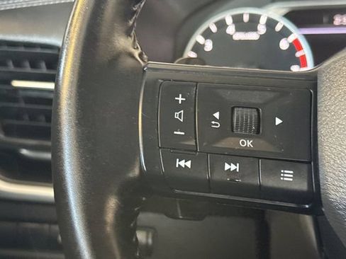 Certified 2025 Nissan Rogue SV AWD/4WD image 27