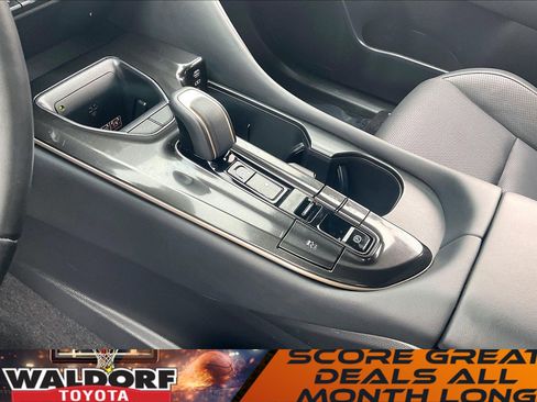 Used 2025 Toyota Crown XLE image 22