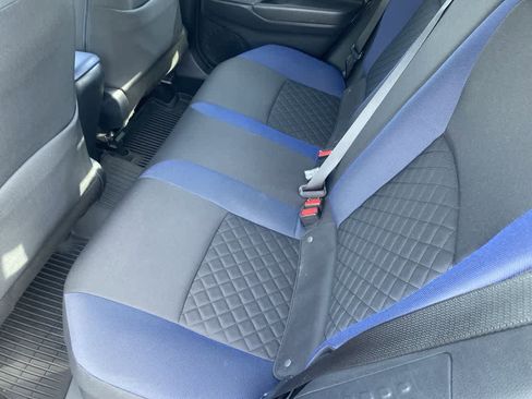 Used 2021 Toyota C-HR XLE image 21